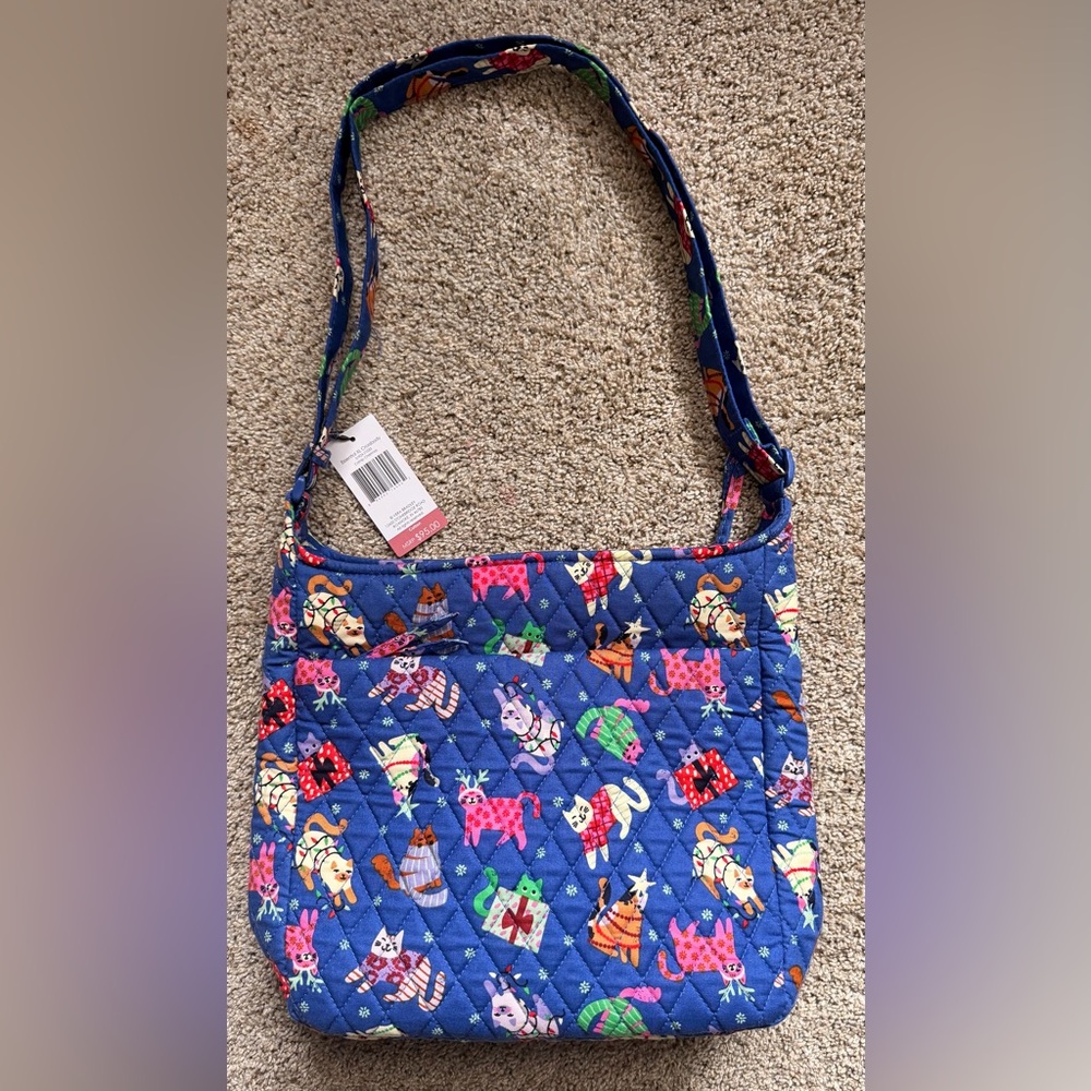 Vera Bradley NWT Essential XL Crossbody Christmas Catnip Print